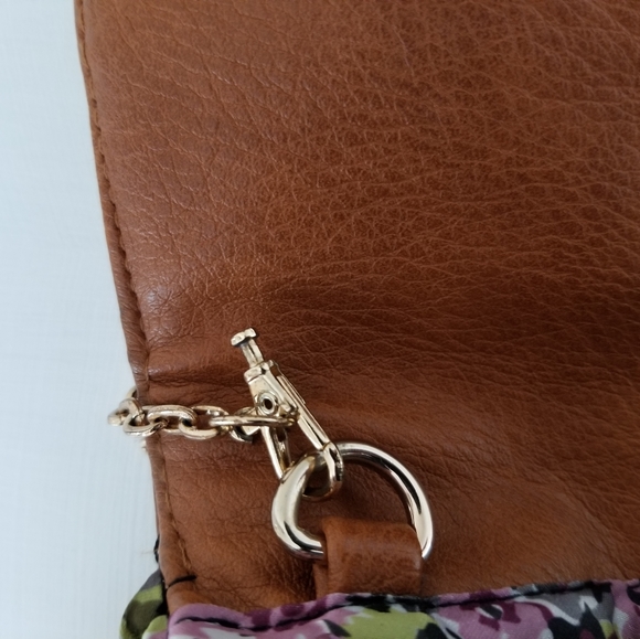 Urban Expressions Vegan Leather crossbody / clutch - Picture 2 of 5
